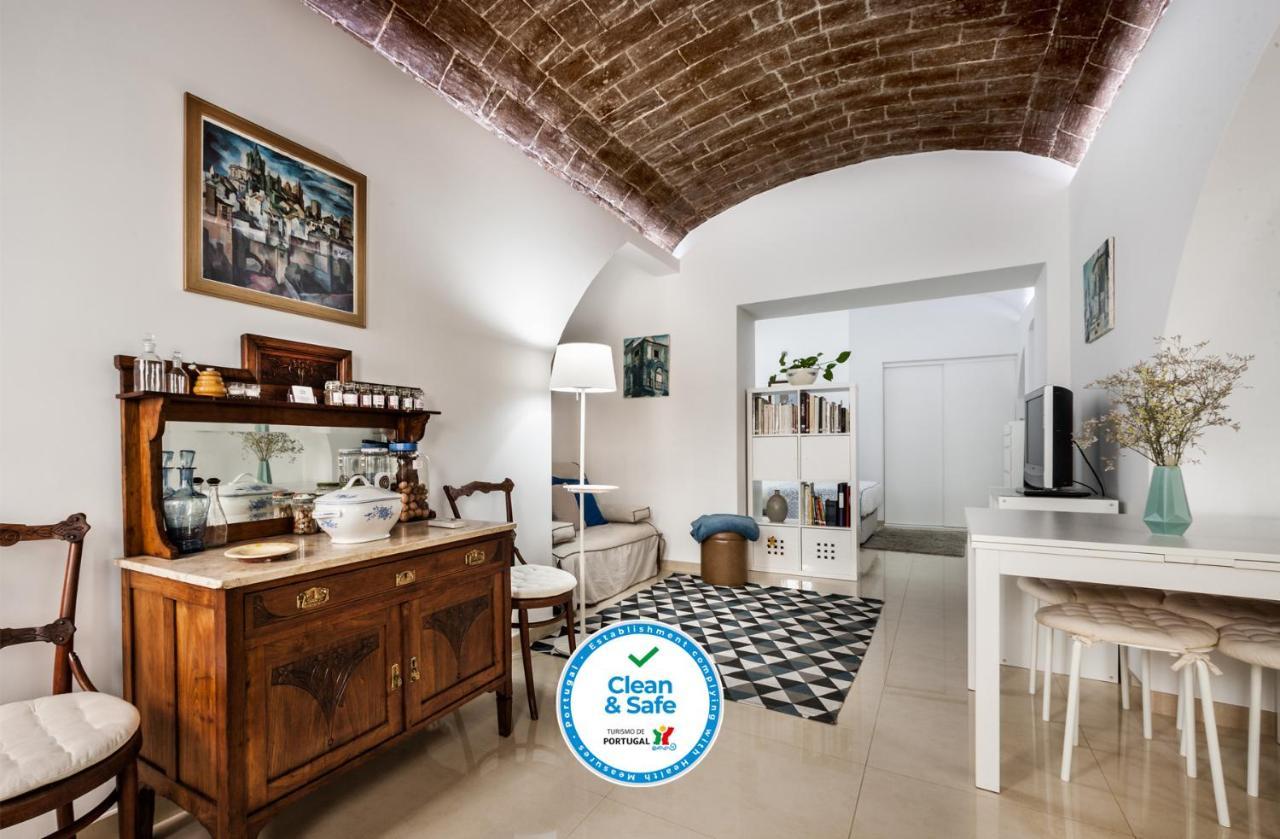 Ebora Home - Garage Free - Centro Historico เอโวรา ภายนอก รูปภาพ