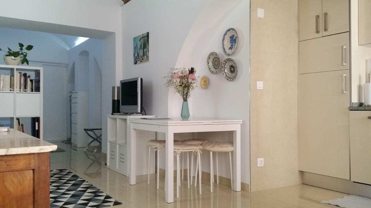 Ebora Home - Garage Free - Centro Historico เอโวรา ภายนอก รูปภาพ