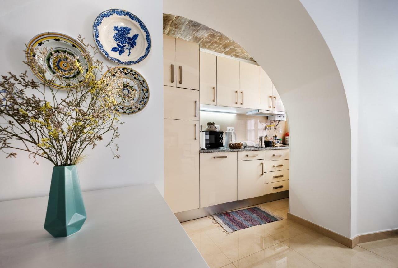 Ebora Home - Garage Free - Centro Historico เอโวรา ภายนอก รูปภาพ